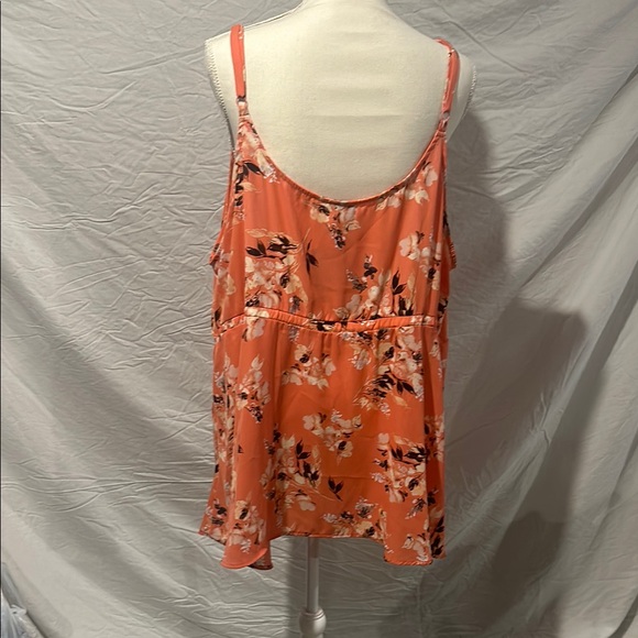 Floral and Leopard Print top - Picture 3 of 7